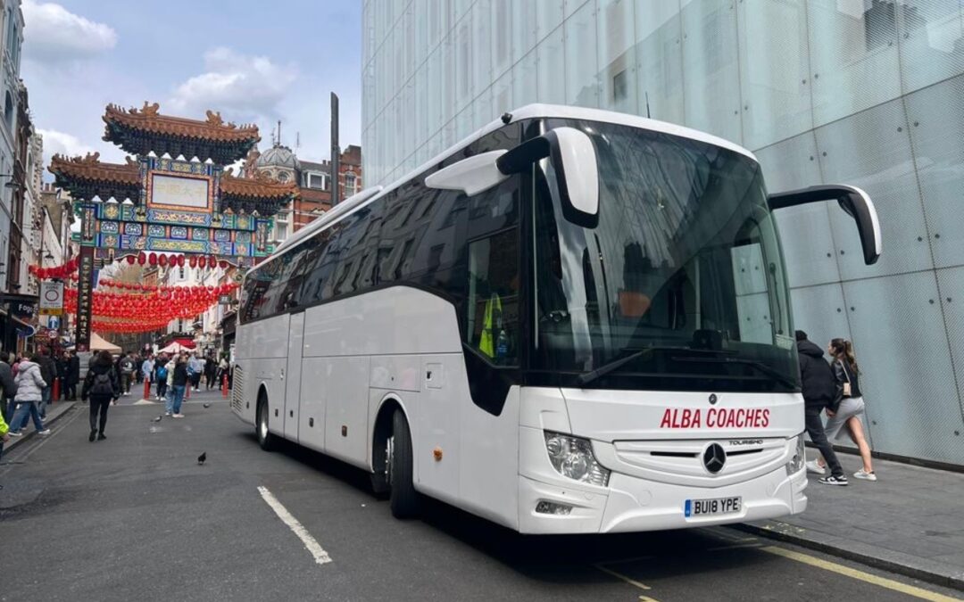 Make Your Birthday Night Out Special with a Mini Bus Hire